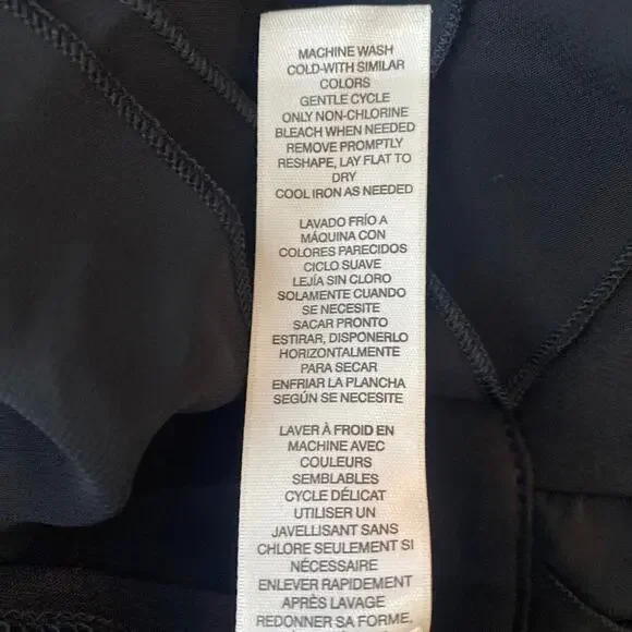 White House Black Market NWT Black V-neck 3/4 Sleeves Ruffles sz XS - Picture 7 of 7